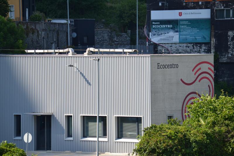 Orari speciali negli ecocentri di Carasso e Giubiasco